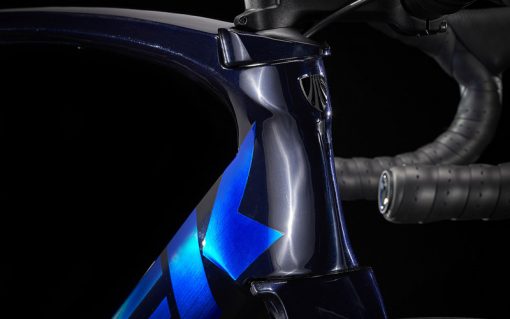 TREK MADONE SL 7 ETAP ROAD BIKE Front