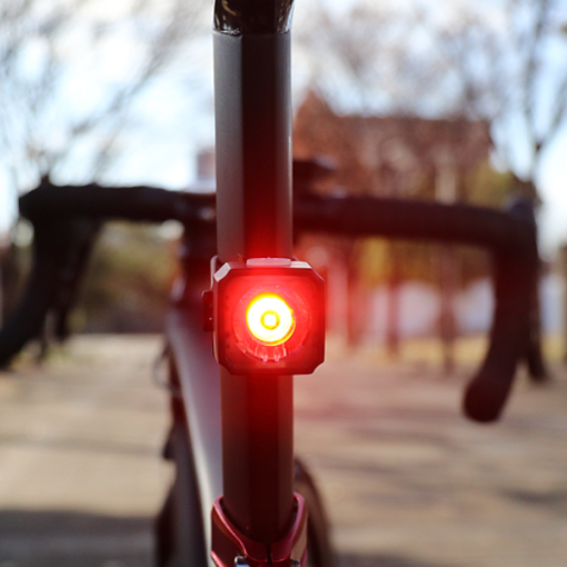 Cateye Nano 60 Rear Light - Image 4