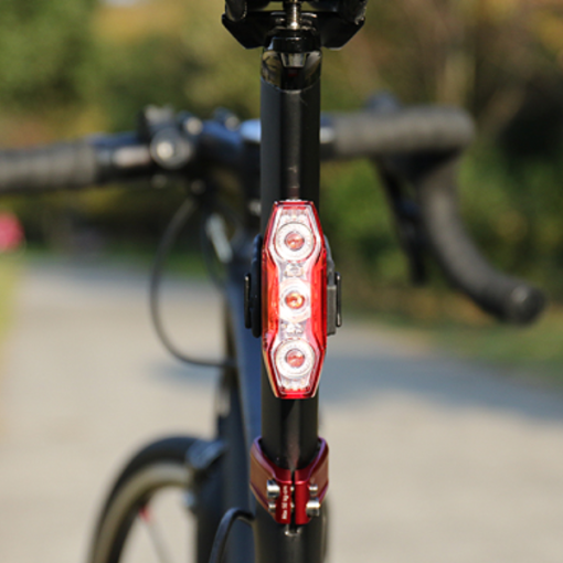 Cateye VIZ 450 Rear Light - Image 3