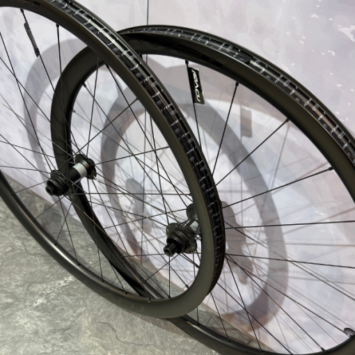(Pre-Owned) Roval Terra C Carbon Wheels - Image 8